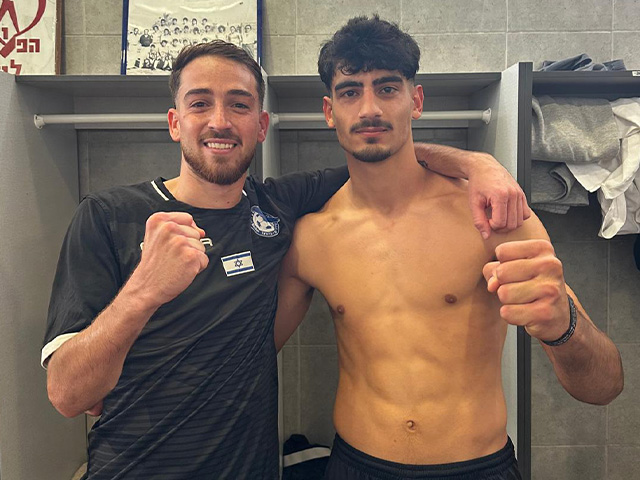 כובשי השערים לנשר